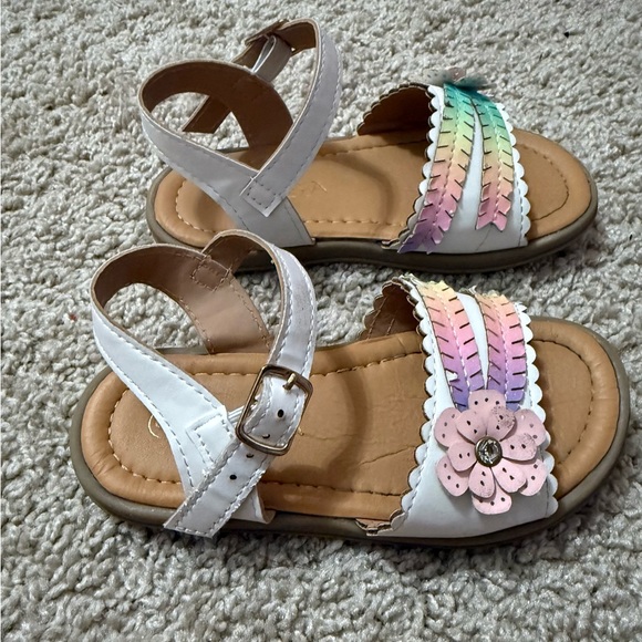 White and Pink Braided Sandals with Flower Embellishments - Picture 5 of 7